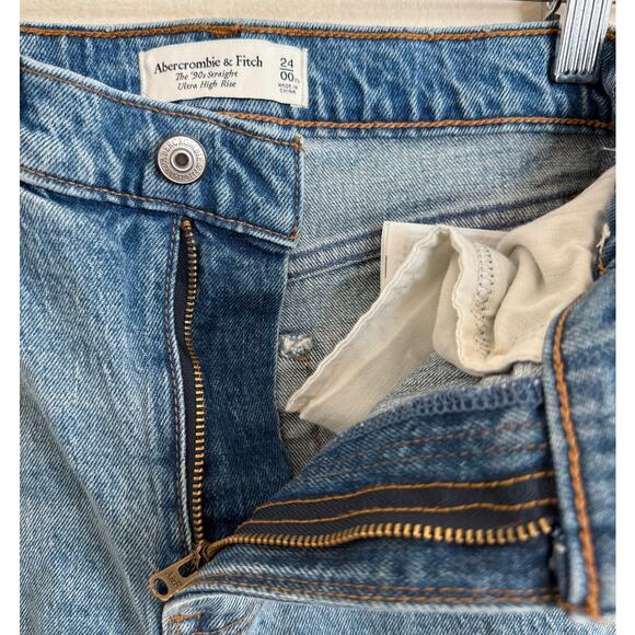 Abercrombie & Fitch Lt Wash Denim Jeans 90s Straight Ultra HighRise-24/00XS - Picture 5 of 6